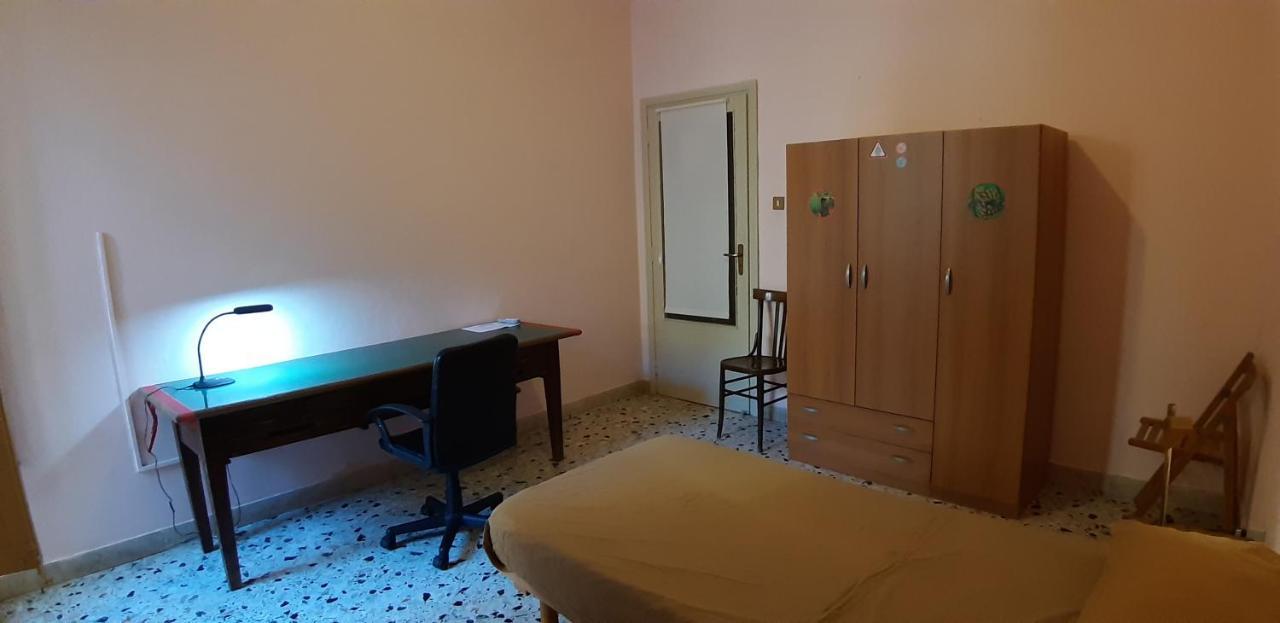 Stanza Privata In Appartamento Per Smart Working, Digital Nomads O Coliving Palermo Exterior photo